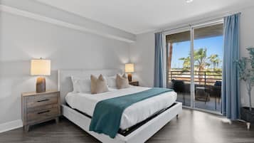 3 bedrooms, desk, iron/ironing board, travel cot