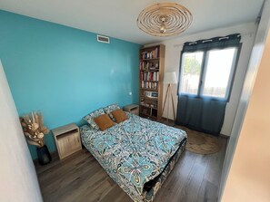 3 chambres, fer et planche Ă repasser, Wi-Fi, literie fournie