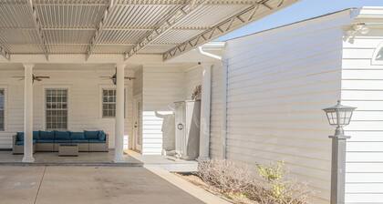 Cozy Martin House in Columbus - 3BR