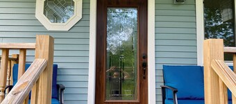 Sandhill Cottage, new 2-bedroom house in Elberta, dog friendly