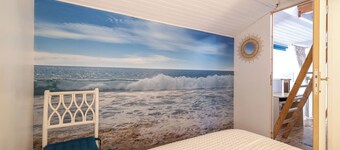 Maisonnette, in the middle of the pines, 5 mn walk to the beach, near Hossegor