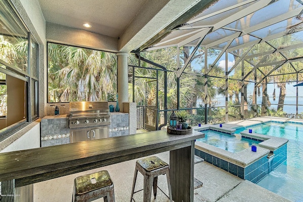 Outdoor pool, a heated pool
