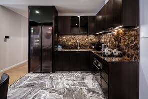 Family Apartment, Balcony | Private kitchen