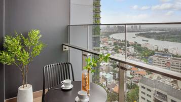Apartamento família, sacada | Sacada
