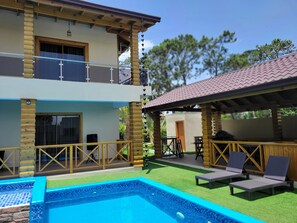Piscina externa
