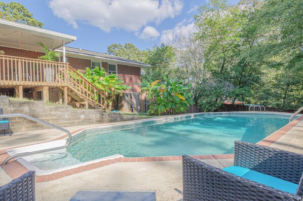 Seasonal outdoor pool