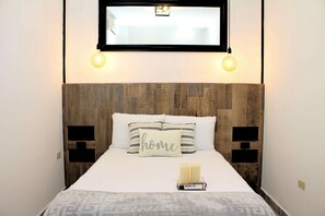 1 chambre, fer et planche à repasser, Wi-Fi, draps fournis