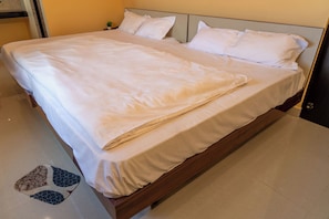 Chambre Familiale | Bureau, espace de travail pour ordinateur portable, Wi-Fi gratuit