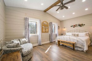 2 chambres, bureau, fer et planche à repasser, Wi-Fi