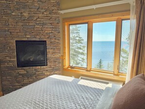 1 sovrum, skrivbord, strykjärn/strykbräda och gratis wi-fi