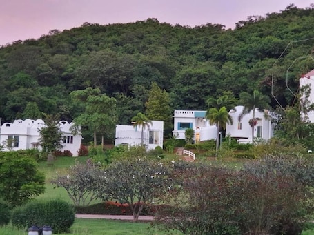 Exterior. The Buda Muaklek Resort
