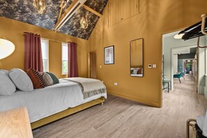4 camere, ferro/asse da stiro, Wi-Fi gratuito, lenzuola