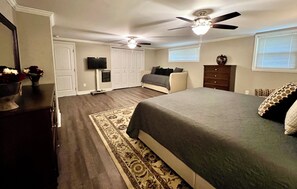 4 chambres, fer et planche à repasser, Wi-Fi gratuit, draps fournis