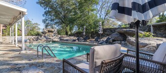 Charming Columbus Retreat 3BR Pool&Games