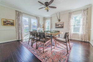 Dining room - Charming Columbus Retreat 3BR Pool&Games (Columbus)