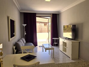Fernseher