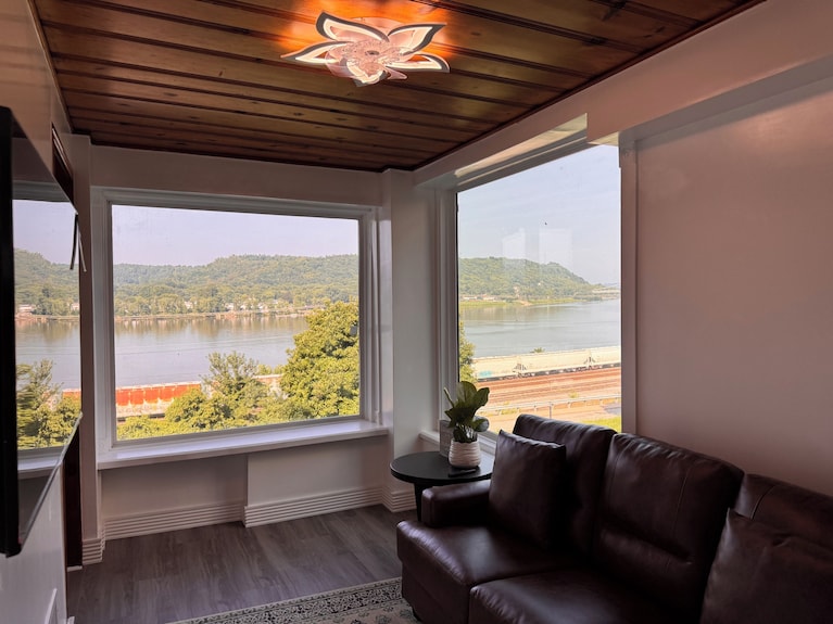Premier Riverview Vacation Home, Maysville, Ky - Bentonville, OH