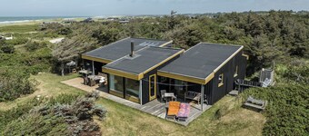 Large bright summerhouse in a tranquil area with sea view and close to the ocean