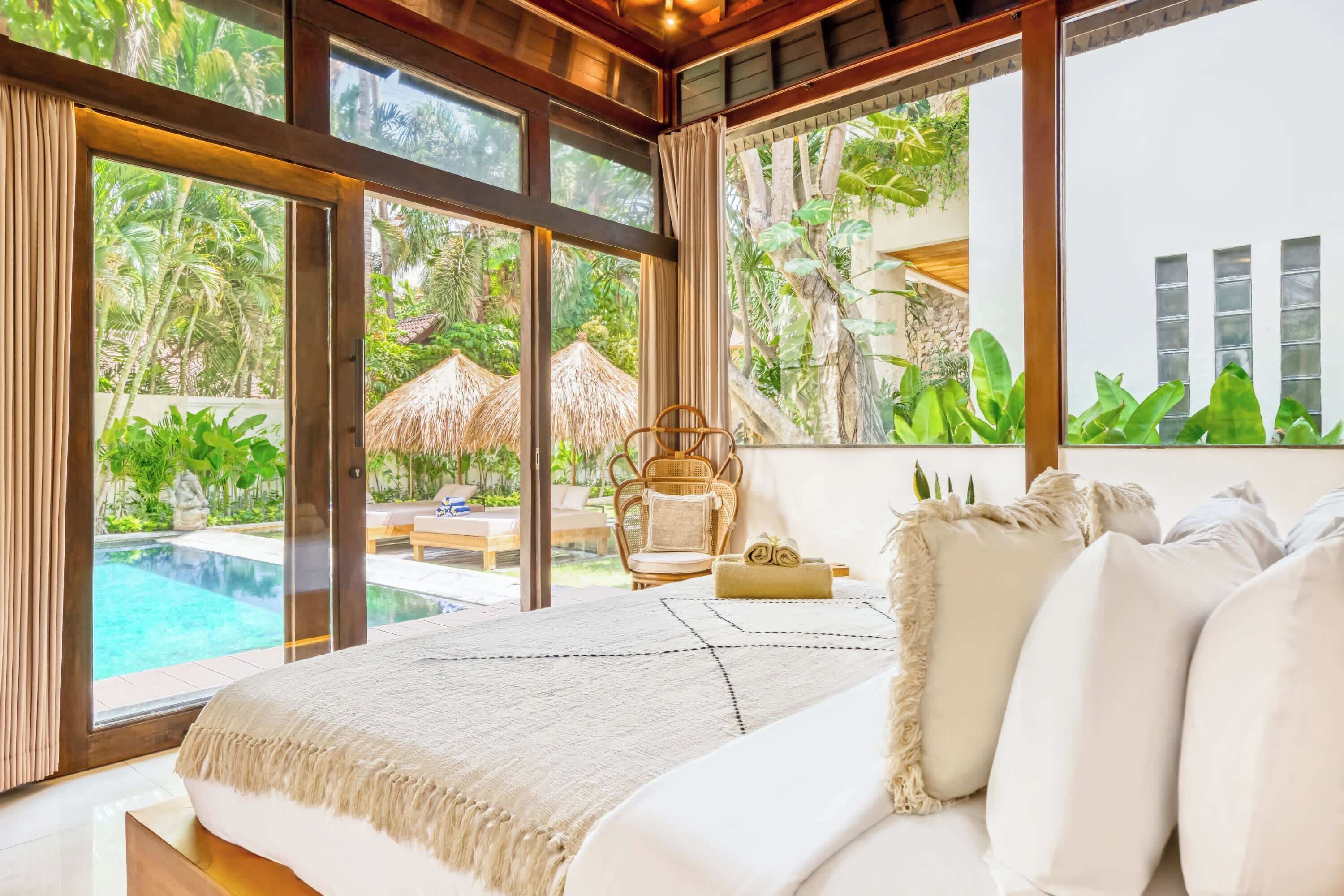 7 عدّة غرف نوم ومكتب ومكواة/لوح كي وواي فاي