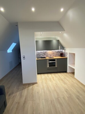 Micro-ondas, fogão, cooktop