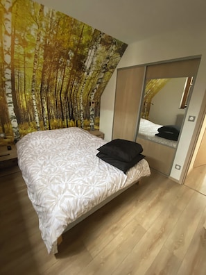 1 bedroom, WiFi, bed sheets