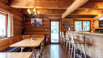 تناول الطعام