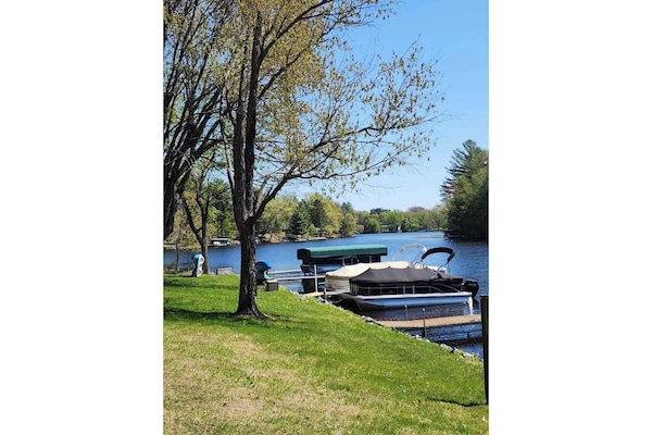 Lake Holcombe. Private dock for fishing