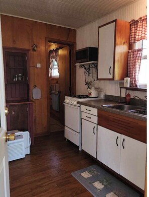Microwave, oven, stovetop