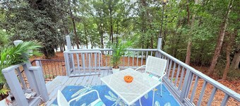 The Palms by the Lake: Your Affordable Lakeside Retreat