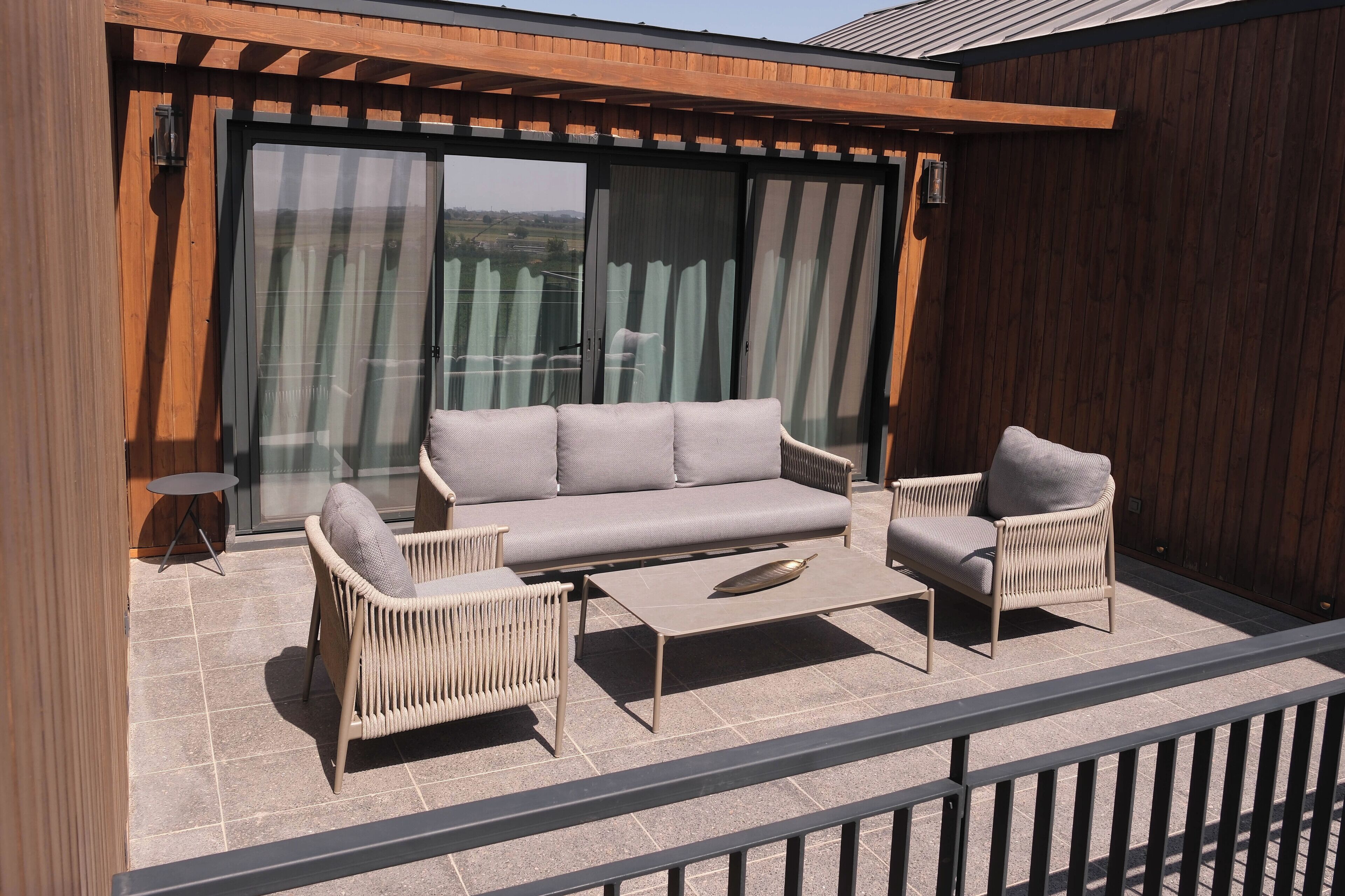 Grand Cru Room | Terrace/patio