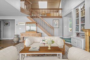 Télévision, cheminée