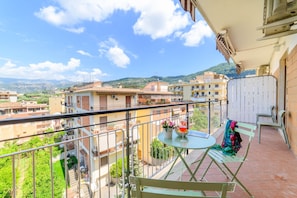 Apartment, Smoking | 1 bedroom