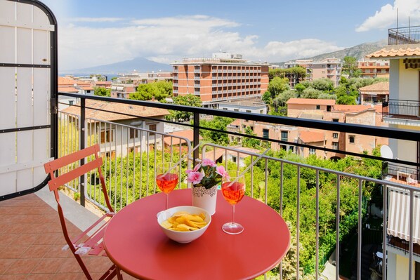 Apartment, Smoking | 2 bedrooms