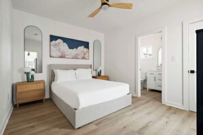 3 Schlafzimmer, Reisekinderbett, kostenloses WLAN, Bettwäsche