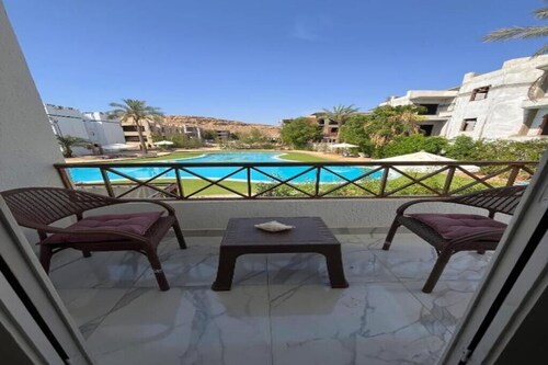 Riviera Resort Apartment - Pool view & Wifi