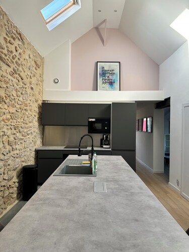 Renovated family loft 120 m2 3 bedrooms Marseille 8e