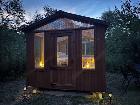 Exterior. BB Hideaway