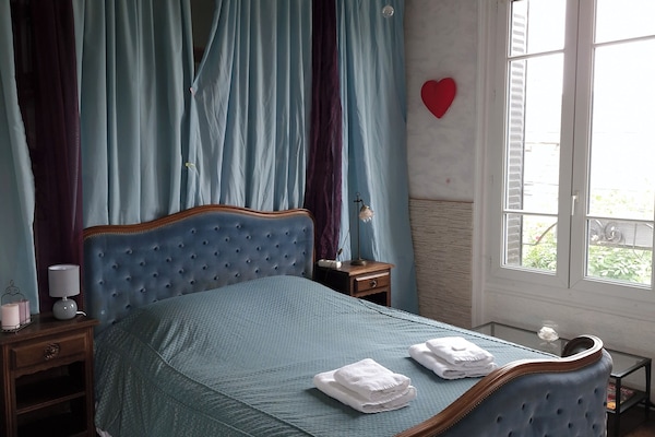 7 quartos, ferros/tábuas de passar roupa, Wi-Fi, roupa de cama