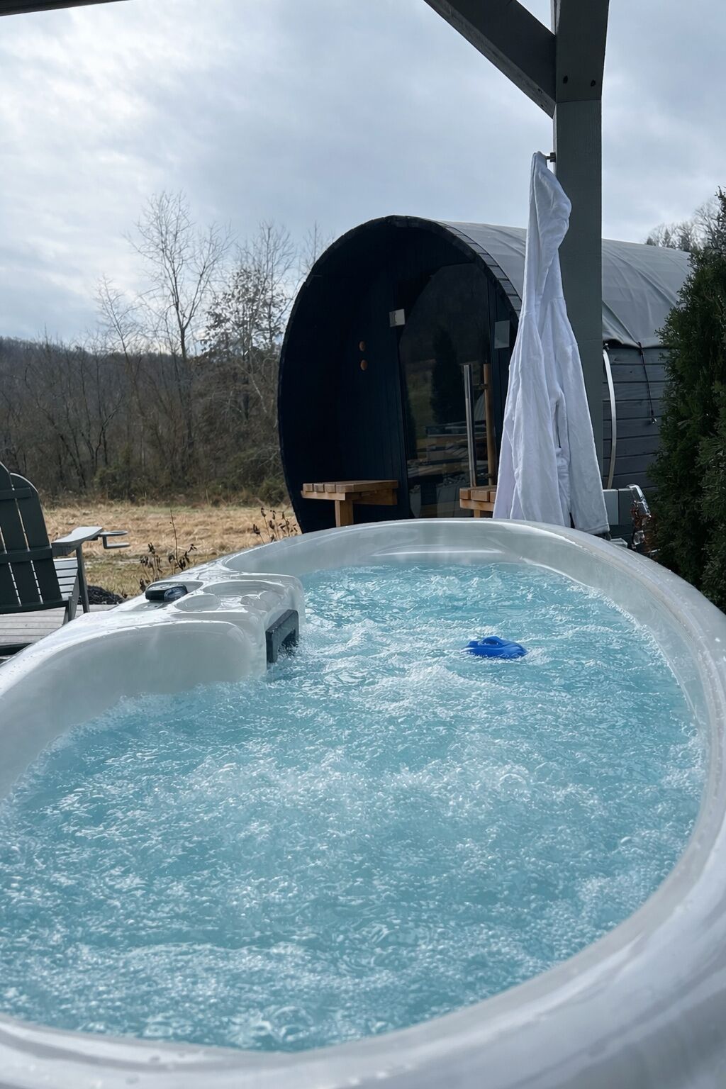 مغطس سبا خارجي