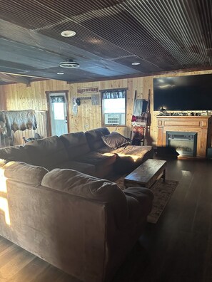 TV
