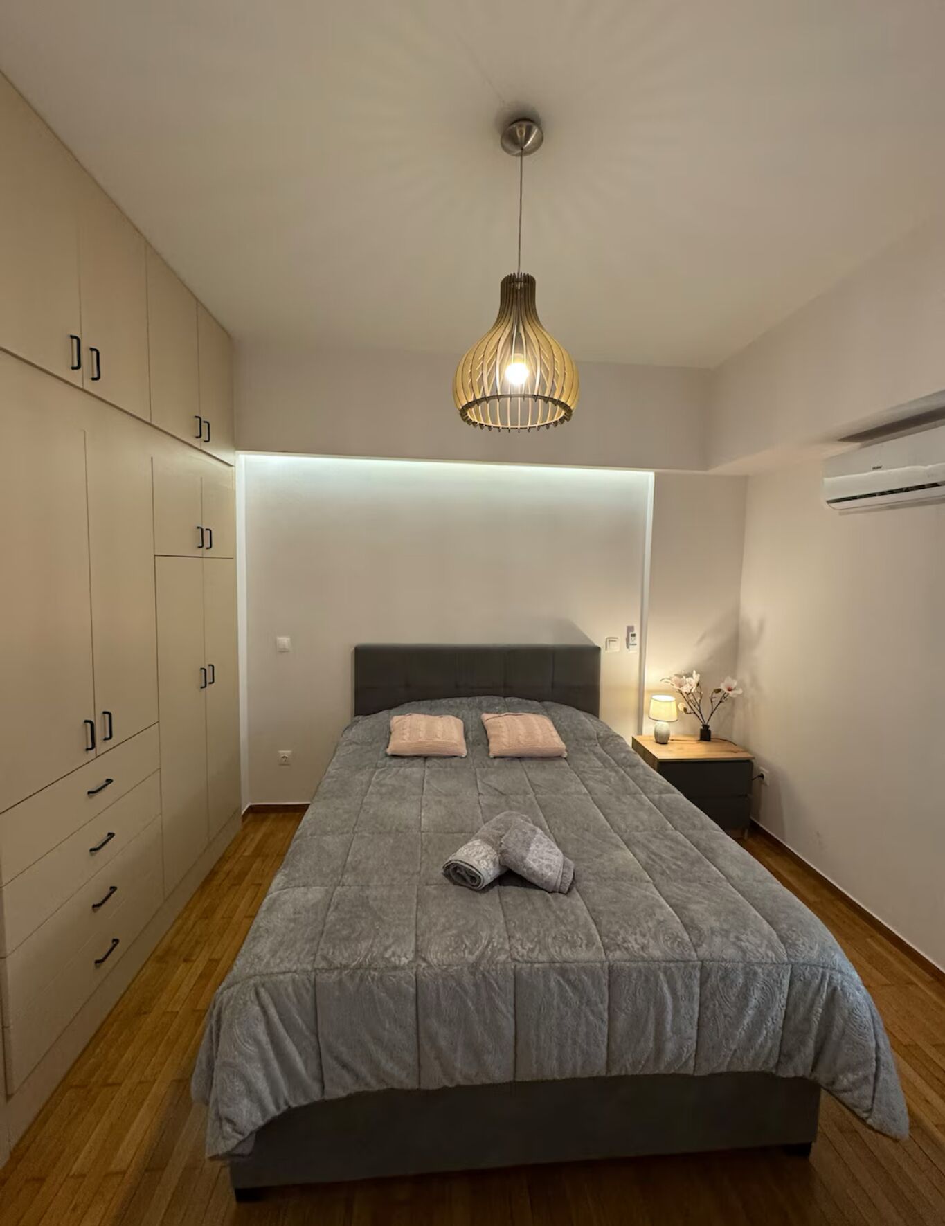 1 soverom, strykejern/-brett, wi-fi og sengetøy