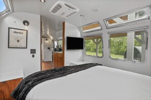 1 quarto, Wi-Fi de cortesia, roupa de cama