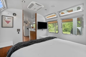 1 quarto, acesso à internet, roupa de cama