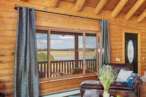 Smart-TV, Kamin, Drucker