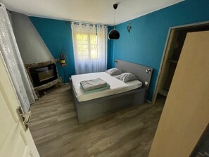 2 Schlafzimmer, Bügeleisen/Bügelbrett, WLAN, Bettwäsche