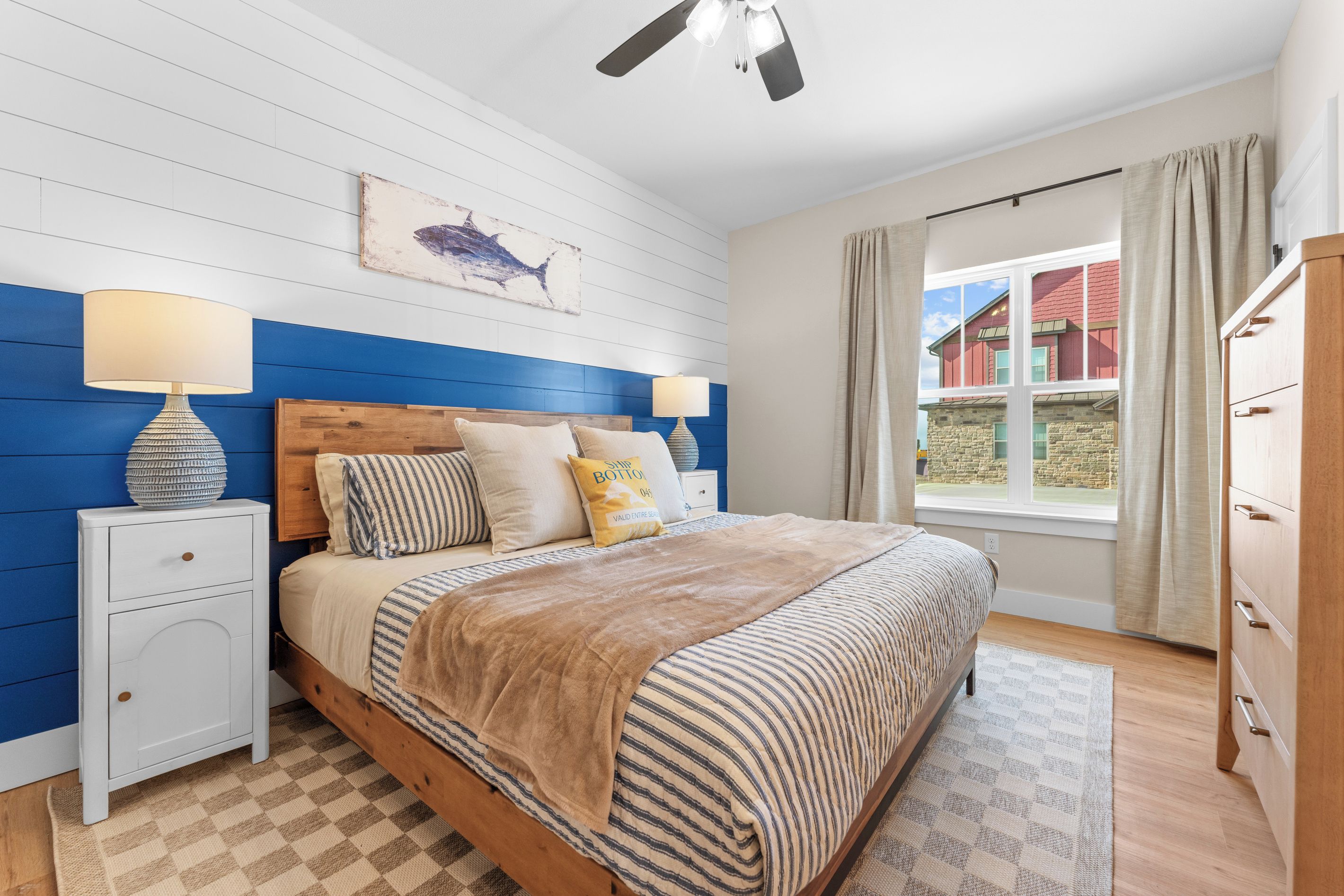 5 chambres, fer et planche à repasser, lit parapluie, Wi-Fi gratuit