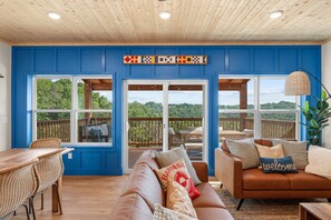 Smart TV, fireplace, video games