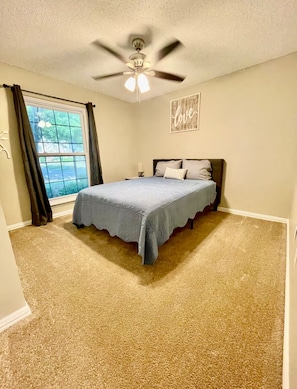 3 chambres, bureau, fer et planche à repasser, Wi-Fi gratuit