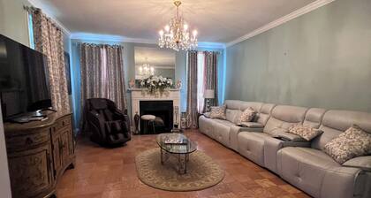 Circa 1891 Historic Governors Inn now available for private stays or events