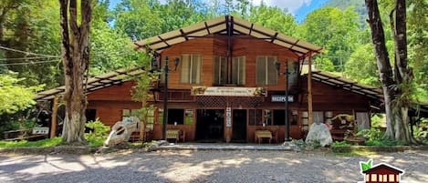 Façade de lâhĂ©bergement